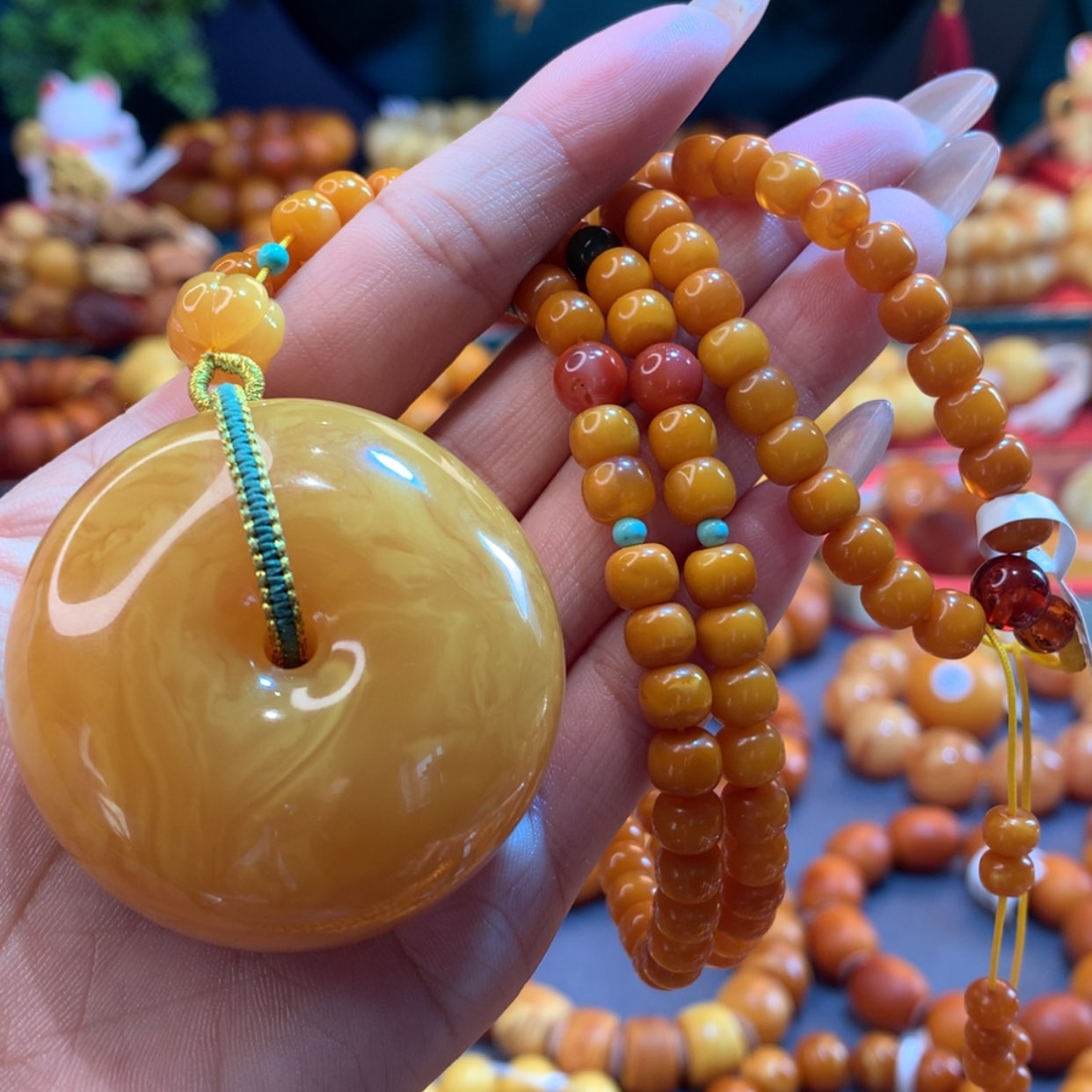 【闪购商品】琥珀吊坠(赠链)未镶嵌