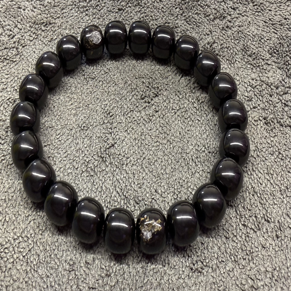 新疆和田黑青籽玉手串（卡：10mm)