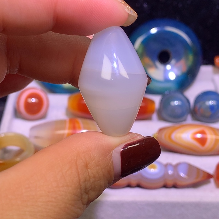 玛瑙/玉髓未镶嵌颈饰