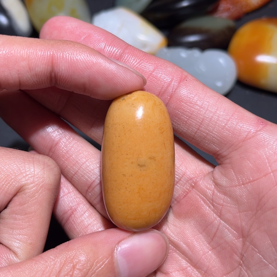 和田玉未镶嵌珠宝奇石