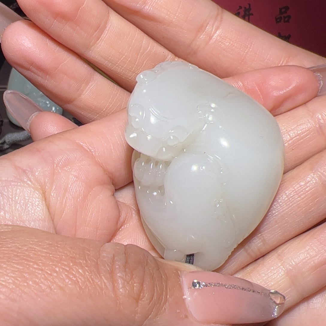 和田玉颈饰未镶嵌行*