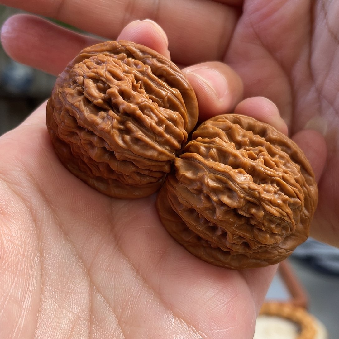 桃核把件37×37尺全品平谷四座楼CN01418已打底