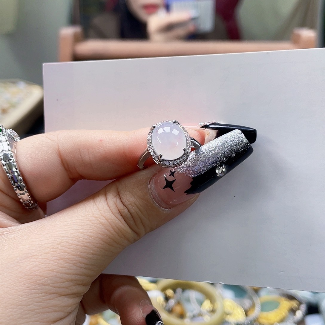 翡翠未镶嵌颈饰天然翡翠Ａ货