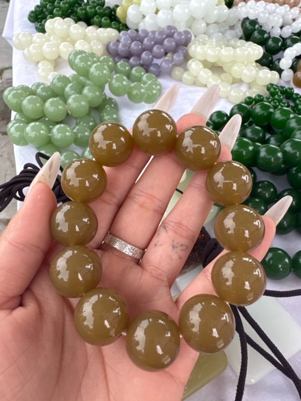 高端精品糖色手串 卡18