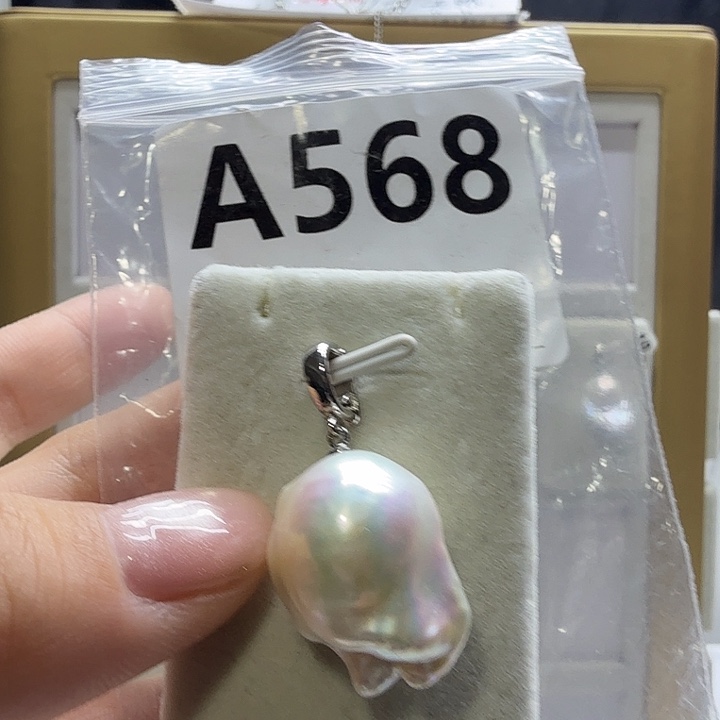 合成立方氧化锆合金