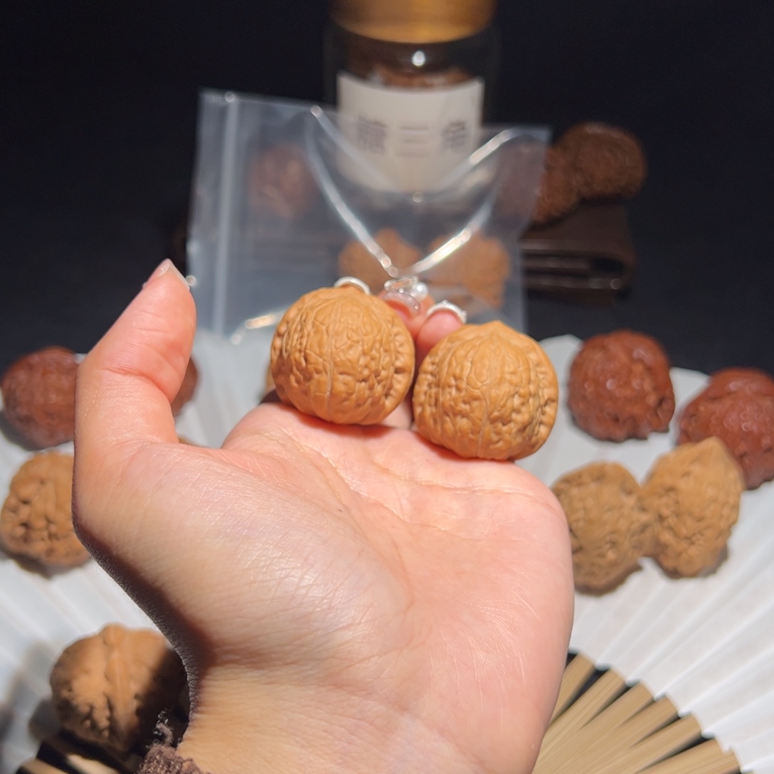 吊坠文玩核桃33+舍利