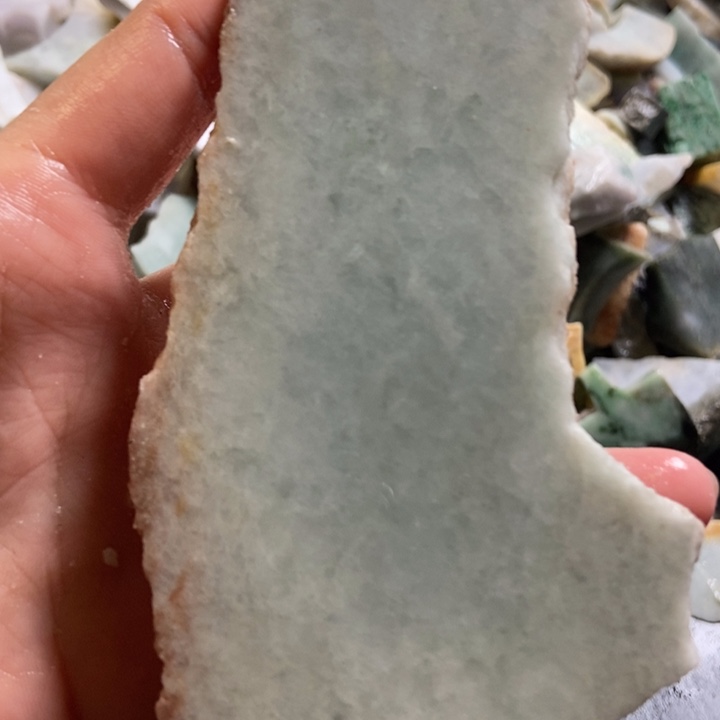 翡翠颈饰未镶嵌天然翡翠