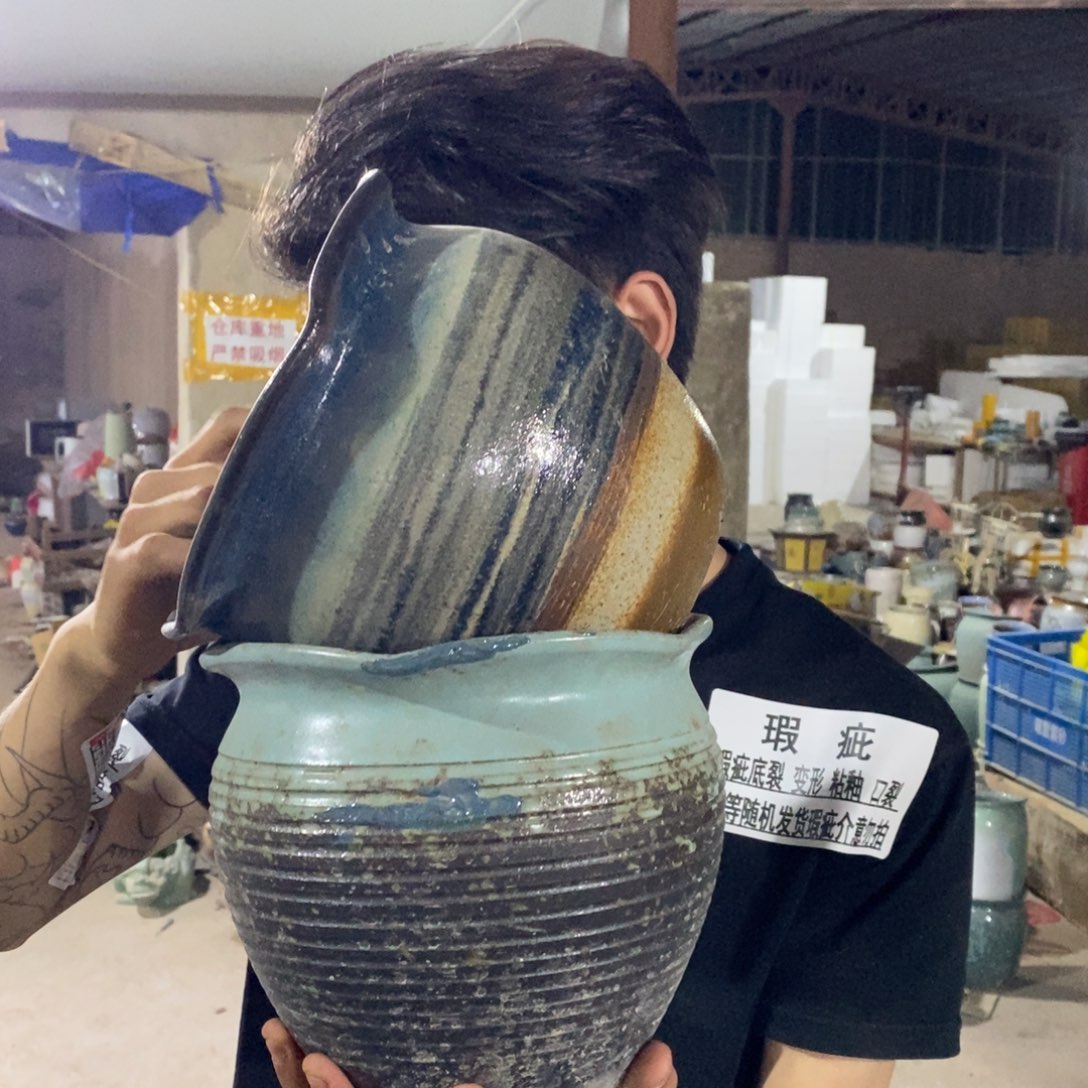 瑕疵20/18、bhgfgvv
