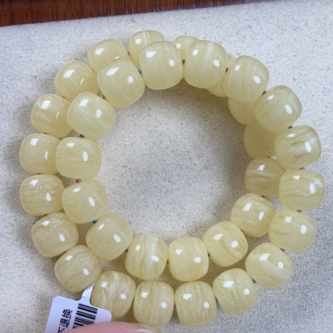 11➕同料虎皮千层琥珀蜜蜡手持