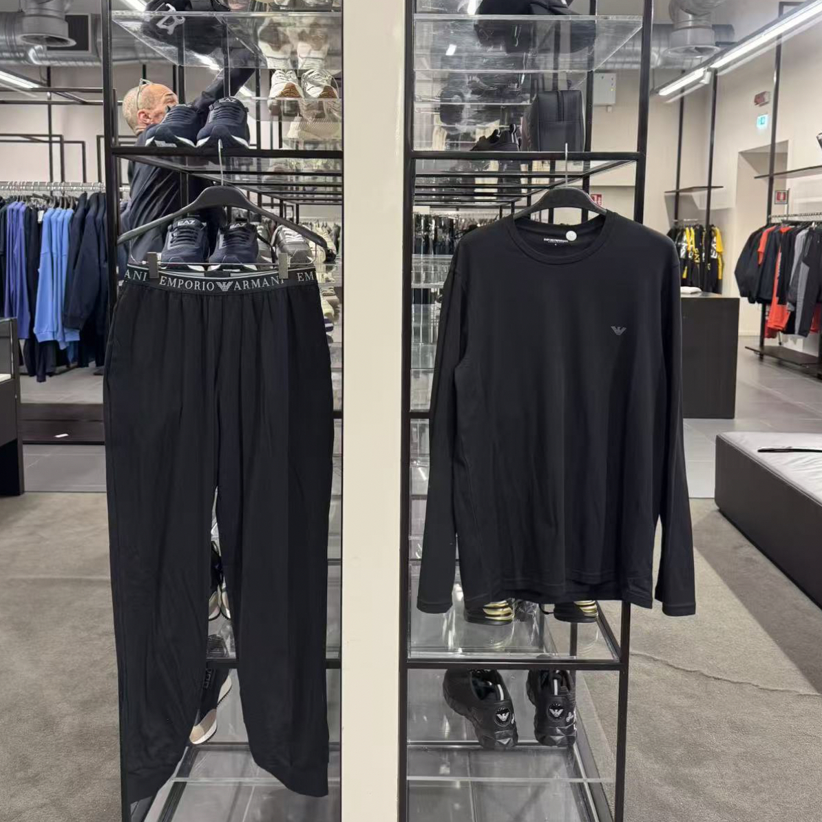 未使用 EMPORIO ARMANI/安普里奥·阿玛尼 男士套装 不退换 