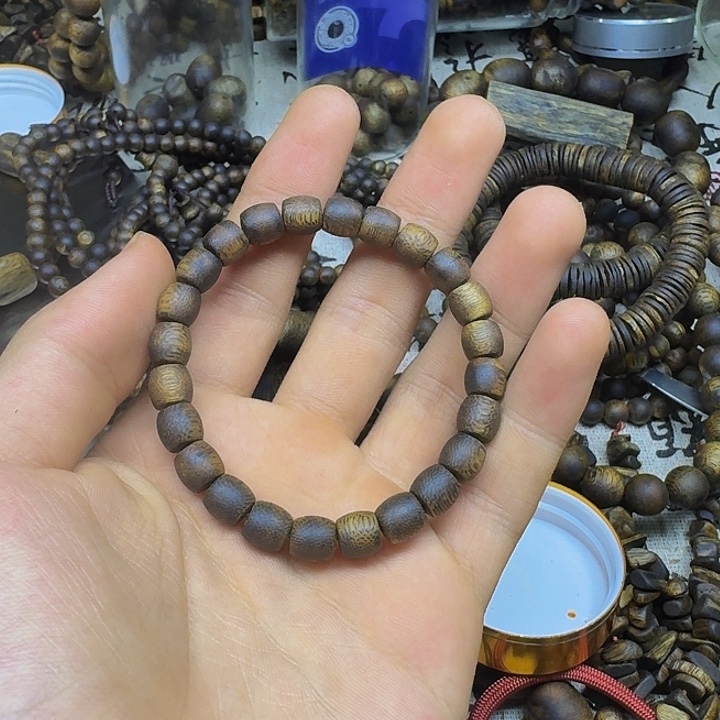 静***敛沉香碎屑沉香999分沉0.7古珠单圈5克加