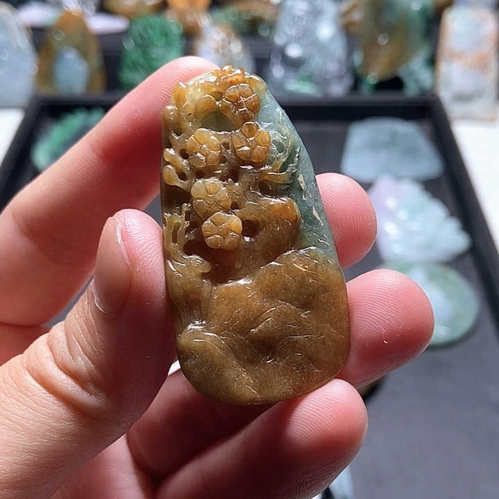 翡翠未镶嵌颈饰翡翠a货