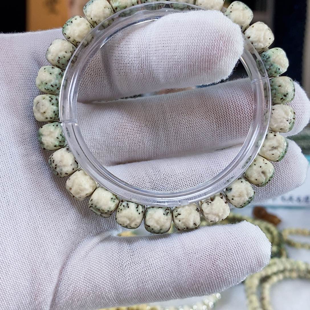 星月菩提手串▪️星月菩提雕刻手串