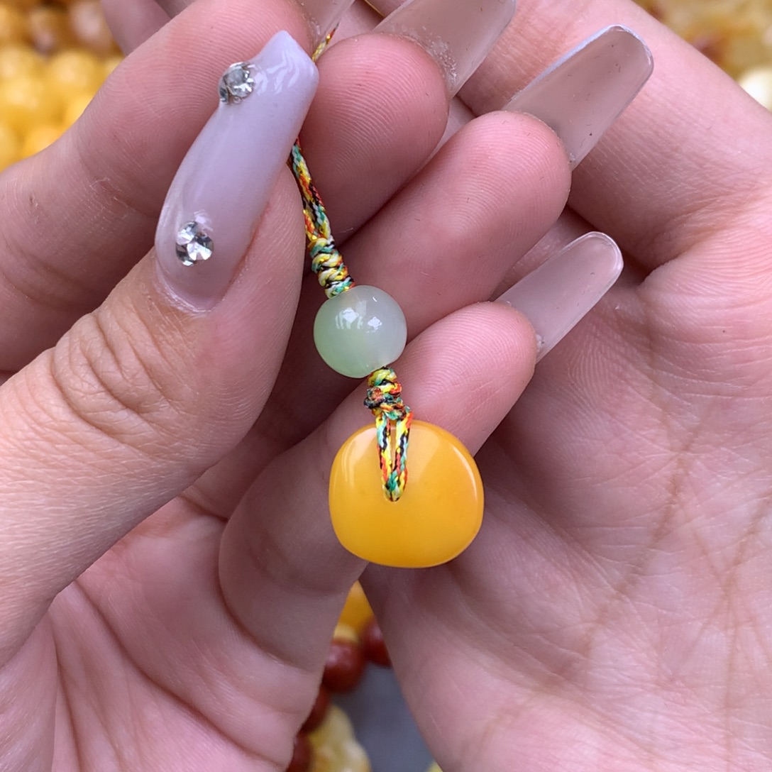 琥珀未镶嵌珠宝奇石