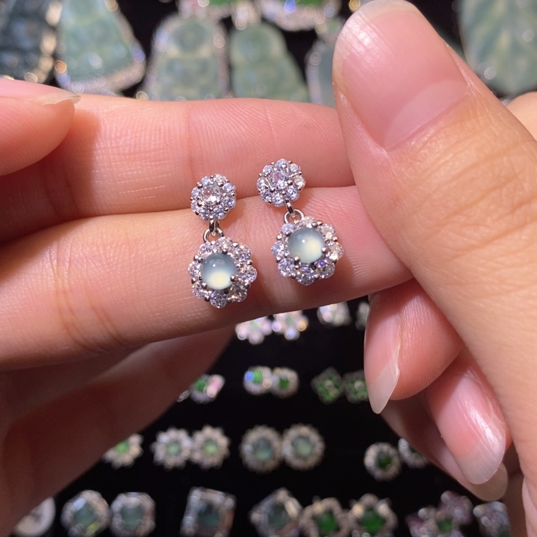 翡翠未镶嵌颈饰天然