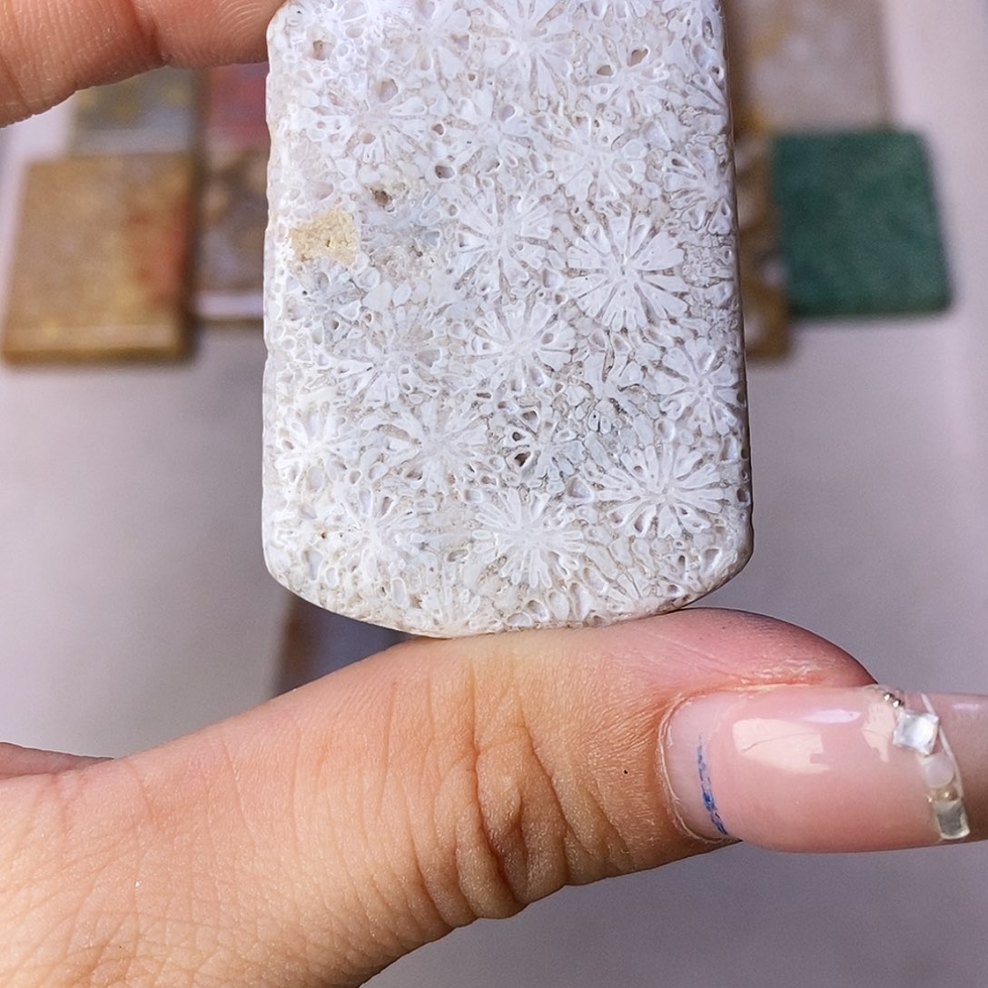 硅化玉颈饰合金用****3