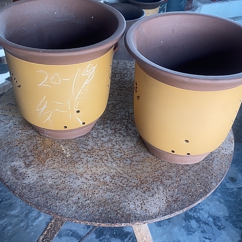 紫砂中国宜兴紫砂花盆，