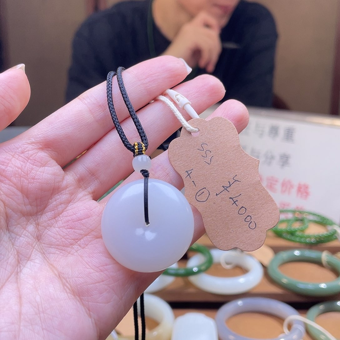 吊坠(不含链)未镶嵌和田玉