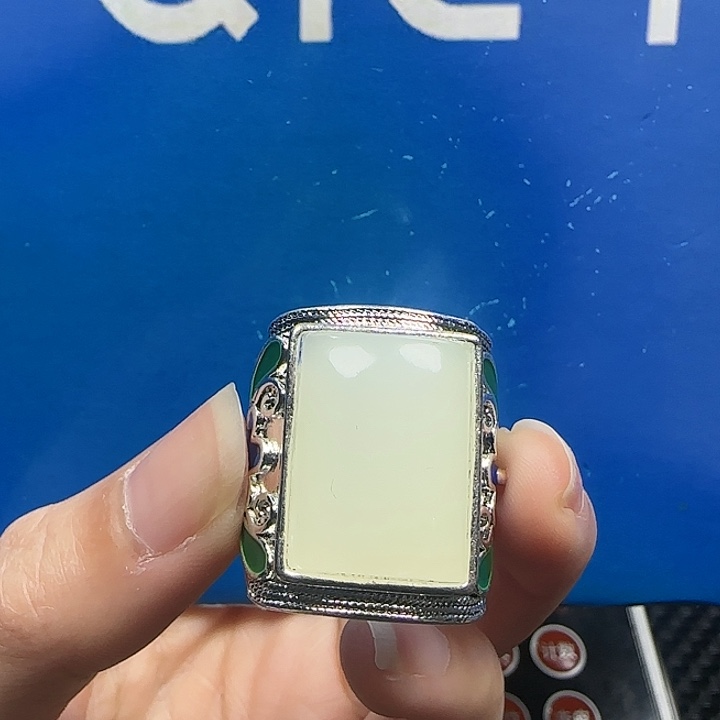 用***3和田玉合金挂件挂件