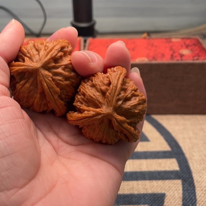 光***月吊坠文玩核桃白狮子