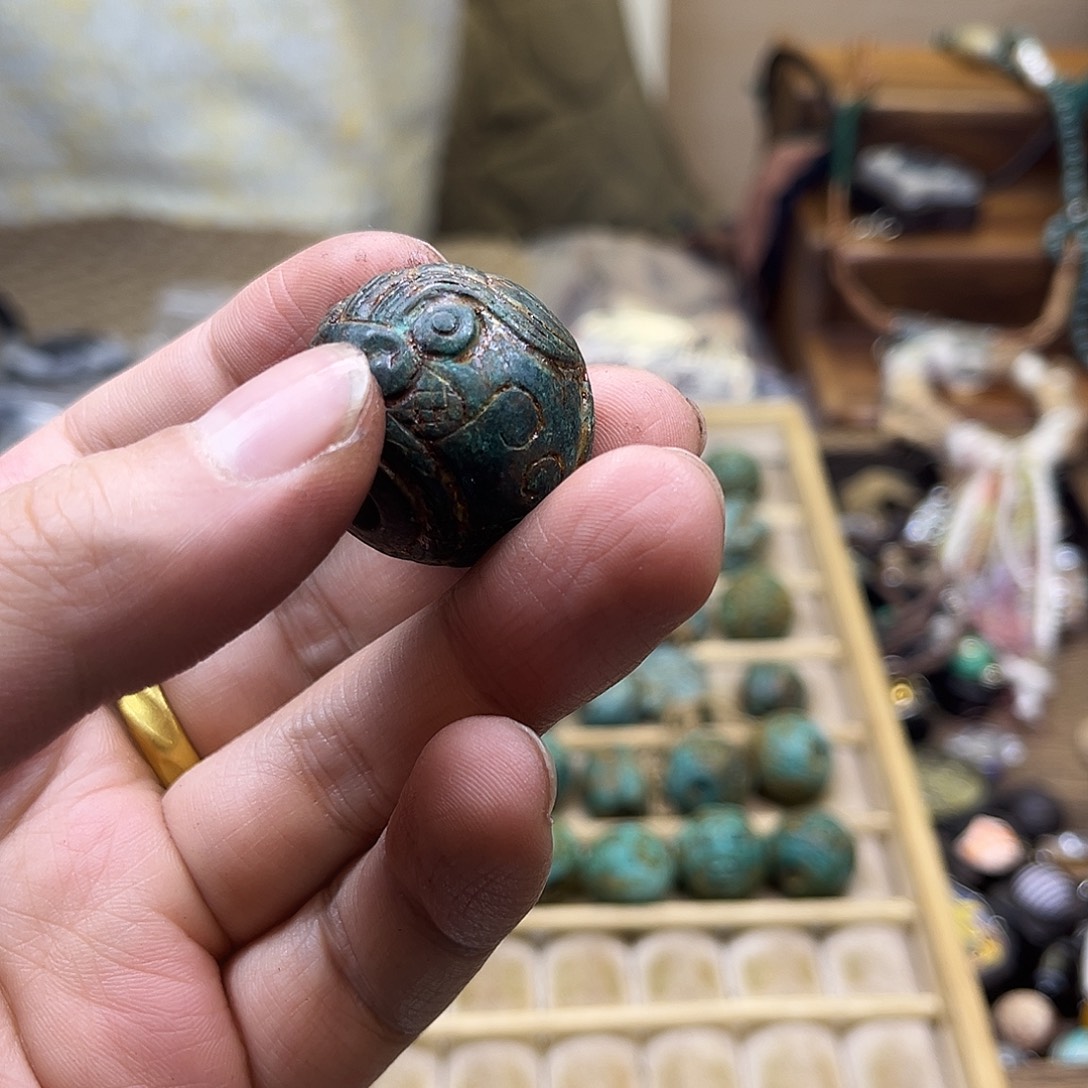 白***呀非金属白兔的的的