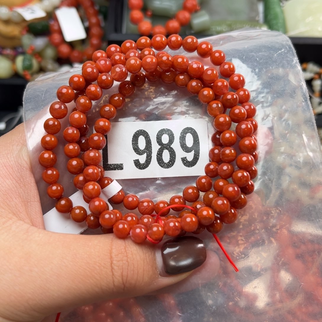 南红玛瑙未镶嵌珠宝奇石