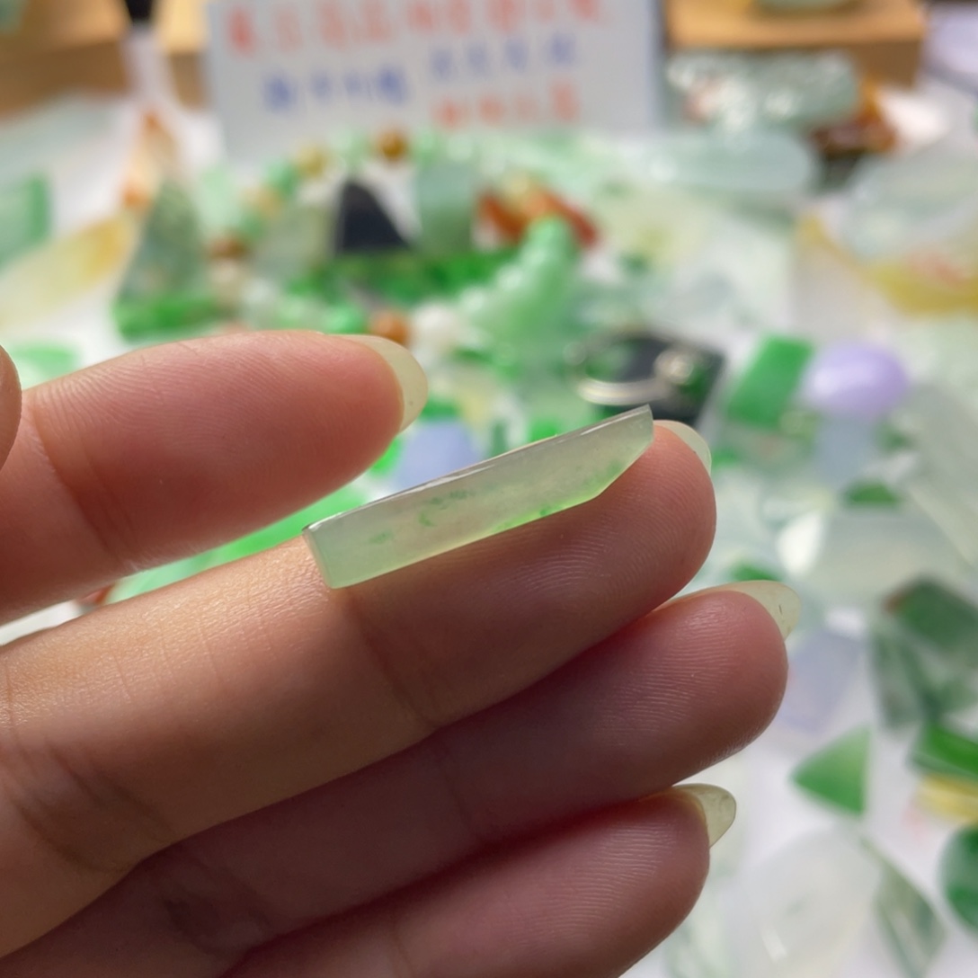 定制翡翠未镶嵌天然缅甸翡翠