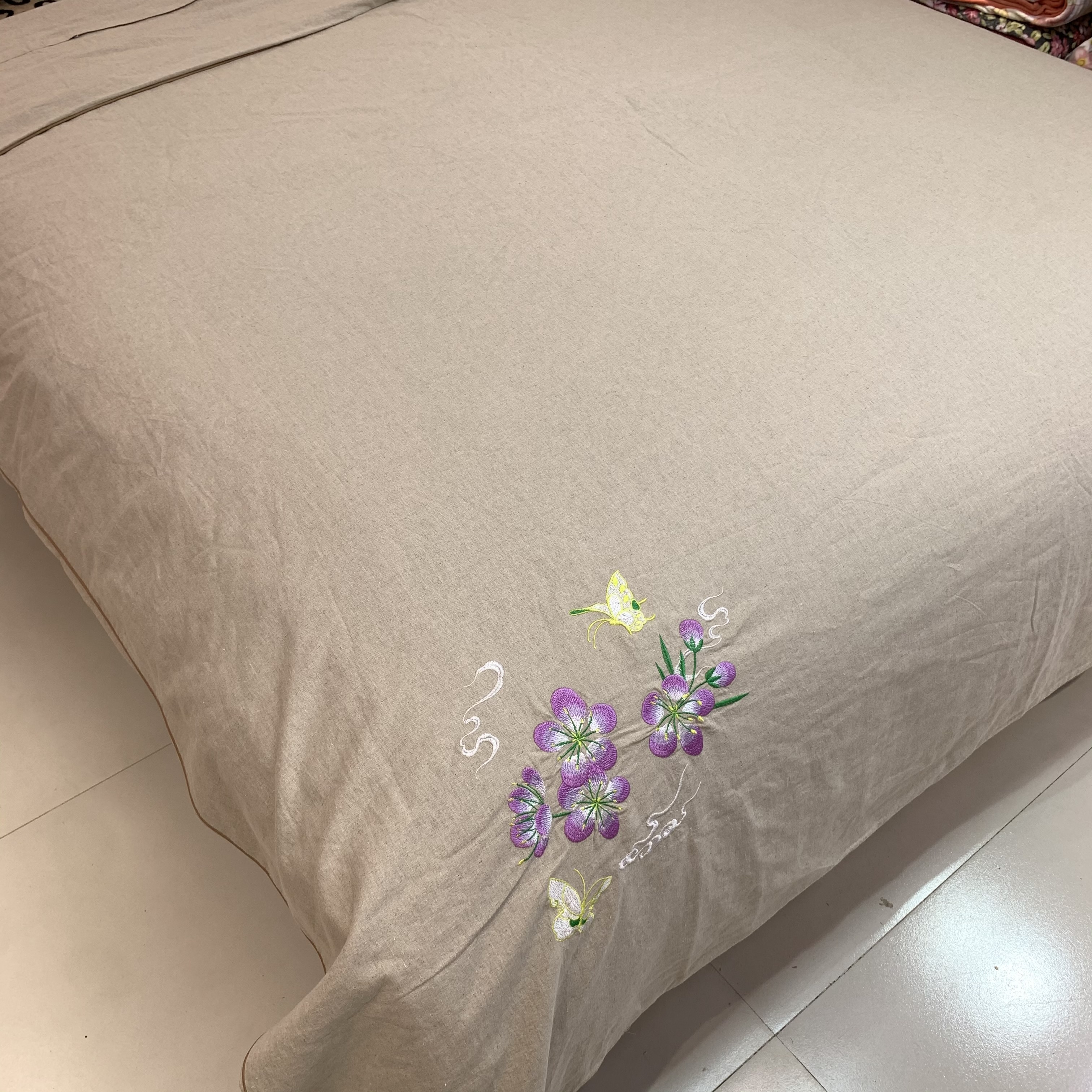 《鲁恬床品—蝶恋花》 汉麻刺绣被套包边家居吸水简约高品质家用