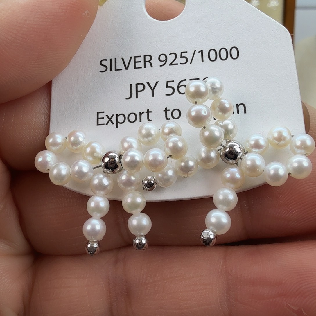 淡水珍珠耳饰未镶嵌