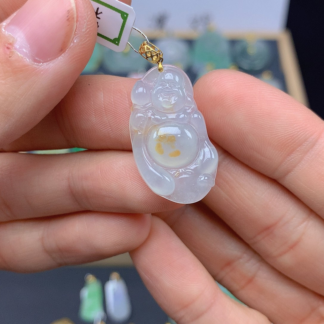 翡翠颈饰18K金镶嵌翡翠