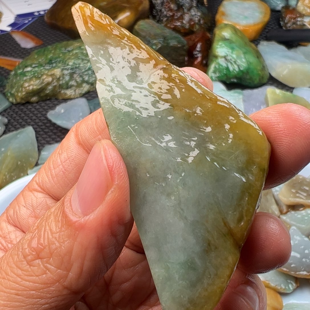 翡翠裸石缅甸翡翠