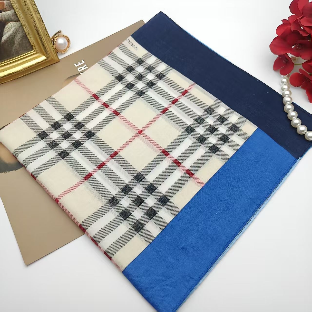 95新 BURBERRY/博柏利 海囤/巴宝莉/丝巾/yy05758