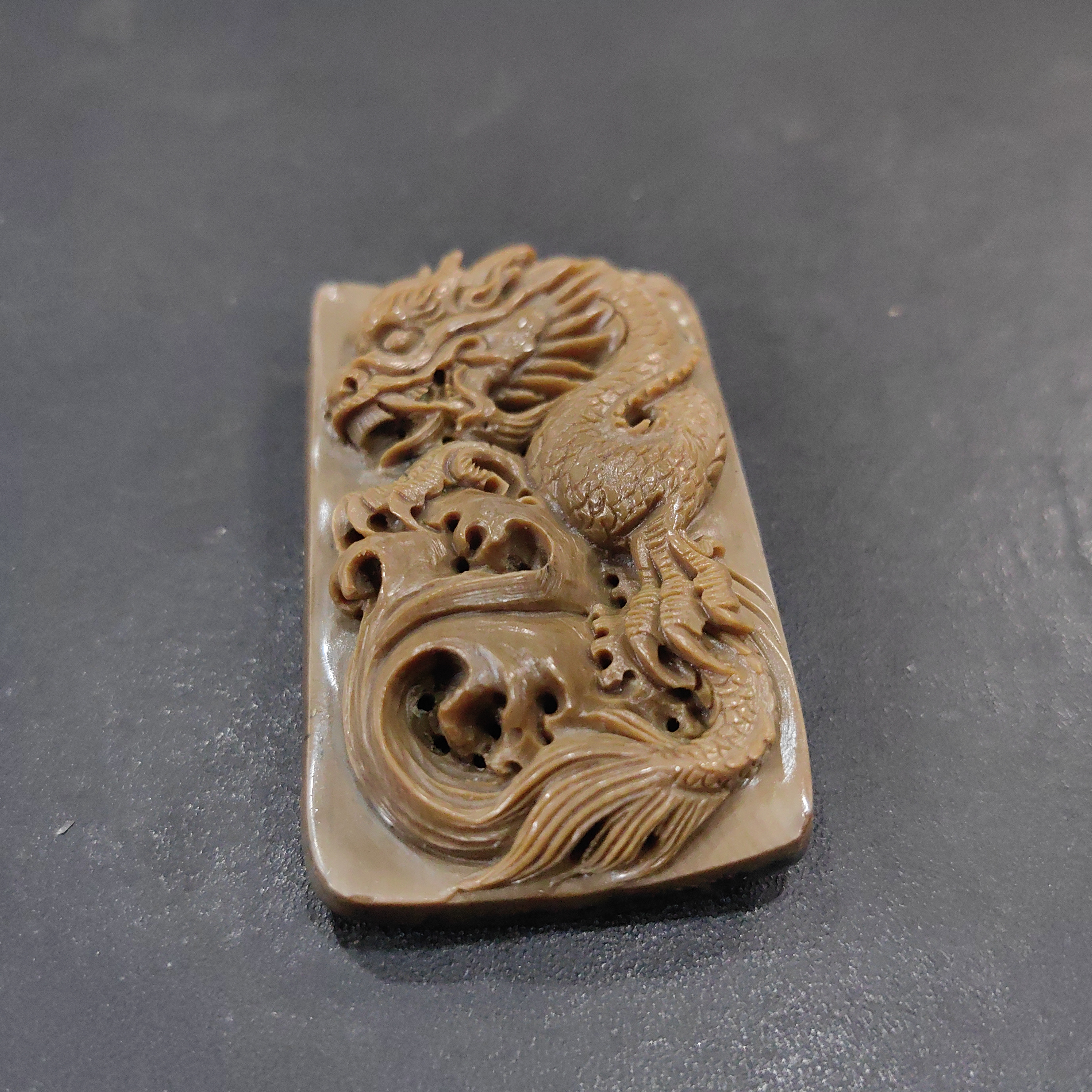 猛犸约43.3克雕刻件BC402