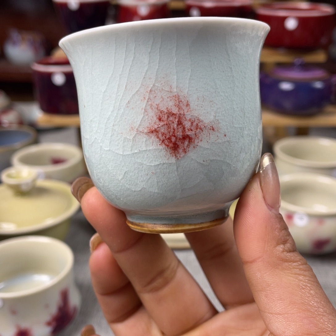 瓷片纯手工制作…………