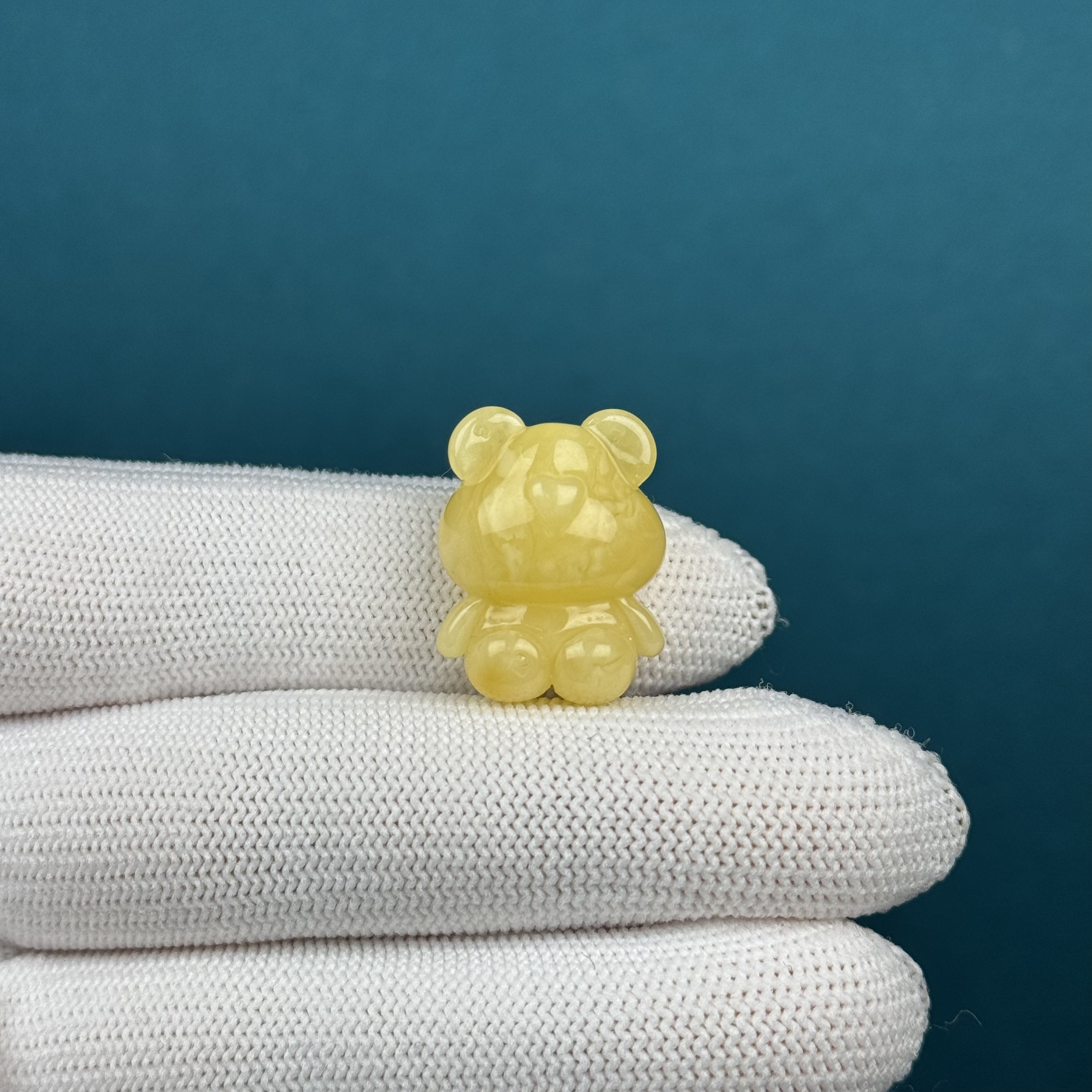 D7351天然原矿蜜蜡【瑕疵特价】小熊 16*21*12mm支持复检假一罚十