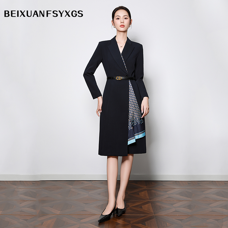 端庄优雅春季新款时尚高级感气质优雅通勤西装连衣裙正式场合女装