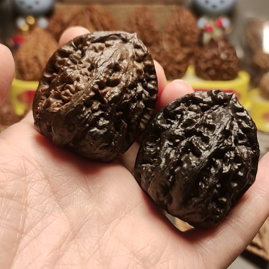 楸***谊文玩核桃吊坠阿虎