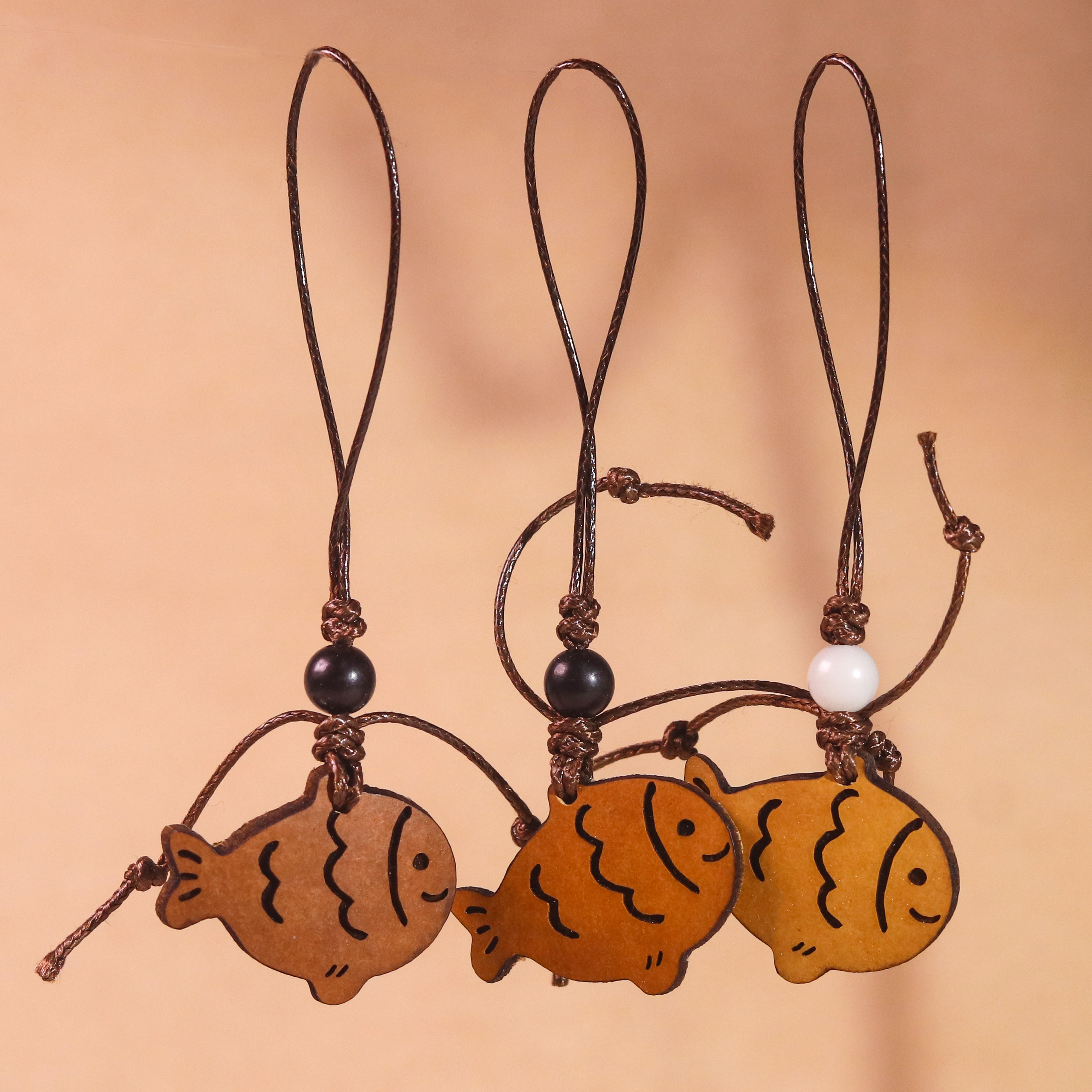 黑檀葫芦小鱼手机挂 AX134 多样性发一 颜色微差