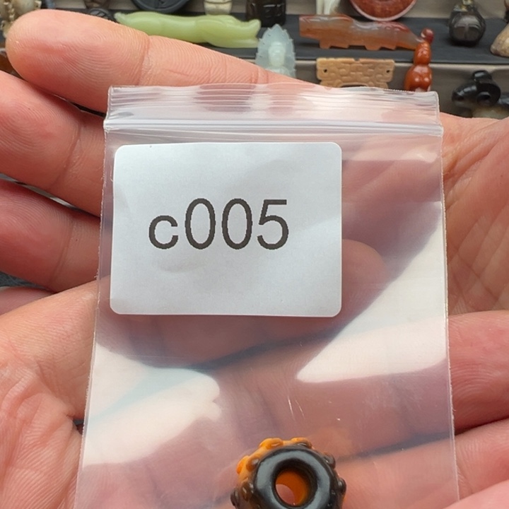 光***事和田玉未镶嵌珠宝半成品