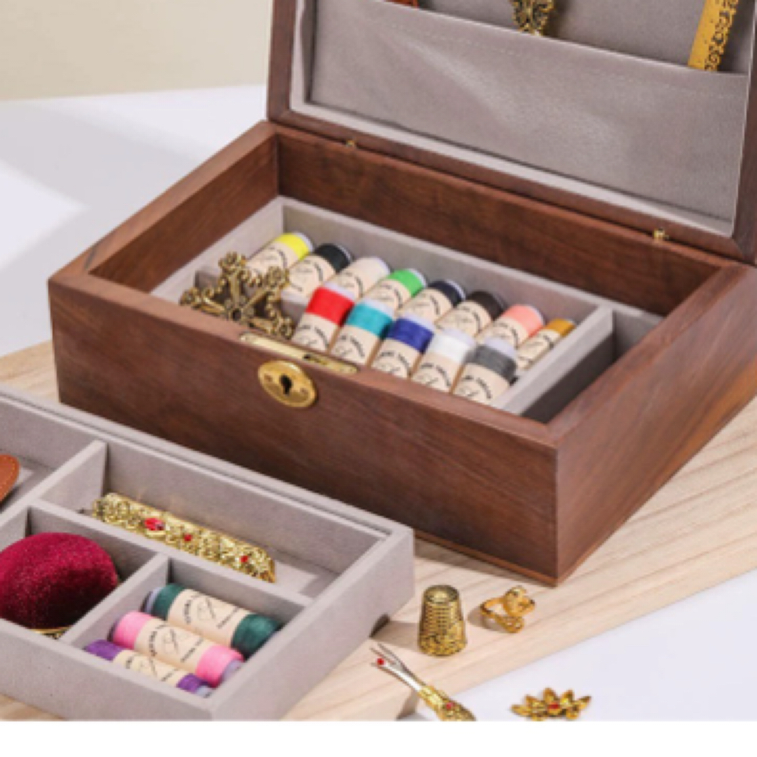 家用复古胡桃木绣花组合