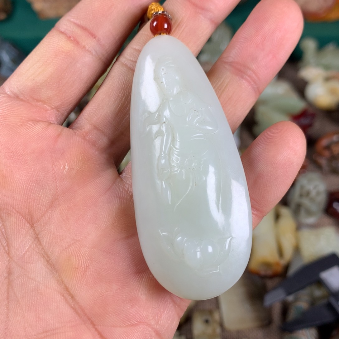 和田玉颈饰未镶嵌