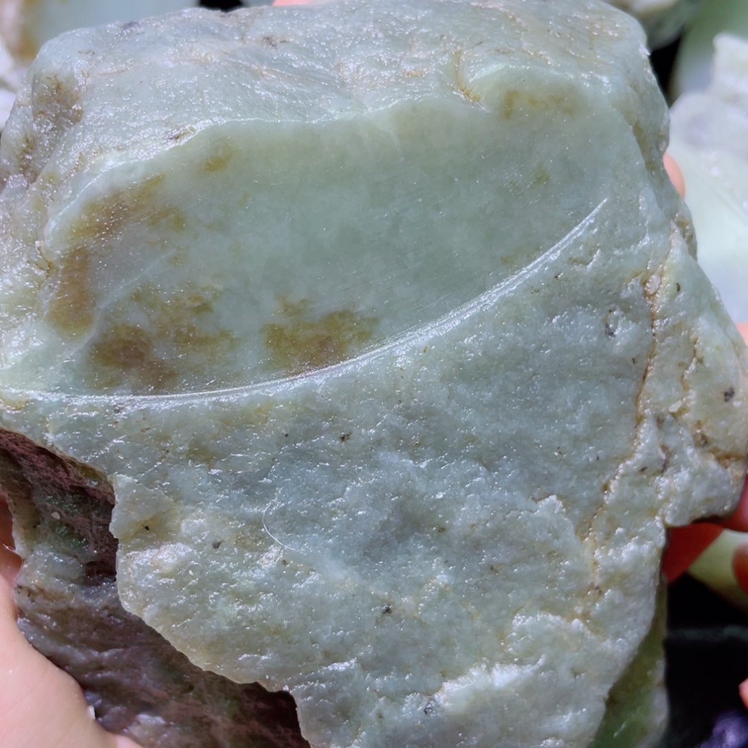 和田玉未镶嵌珠宝半成品