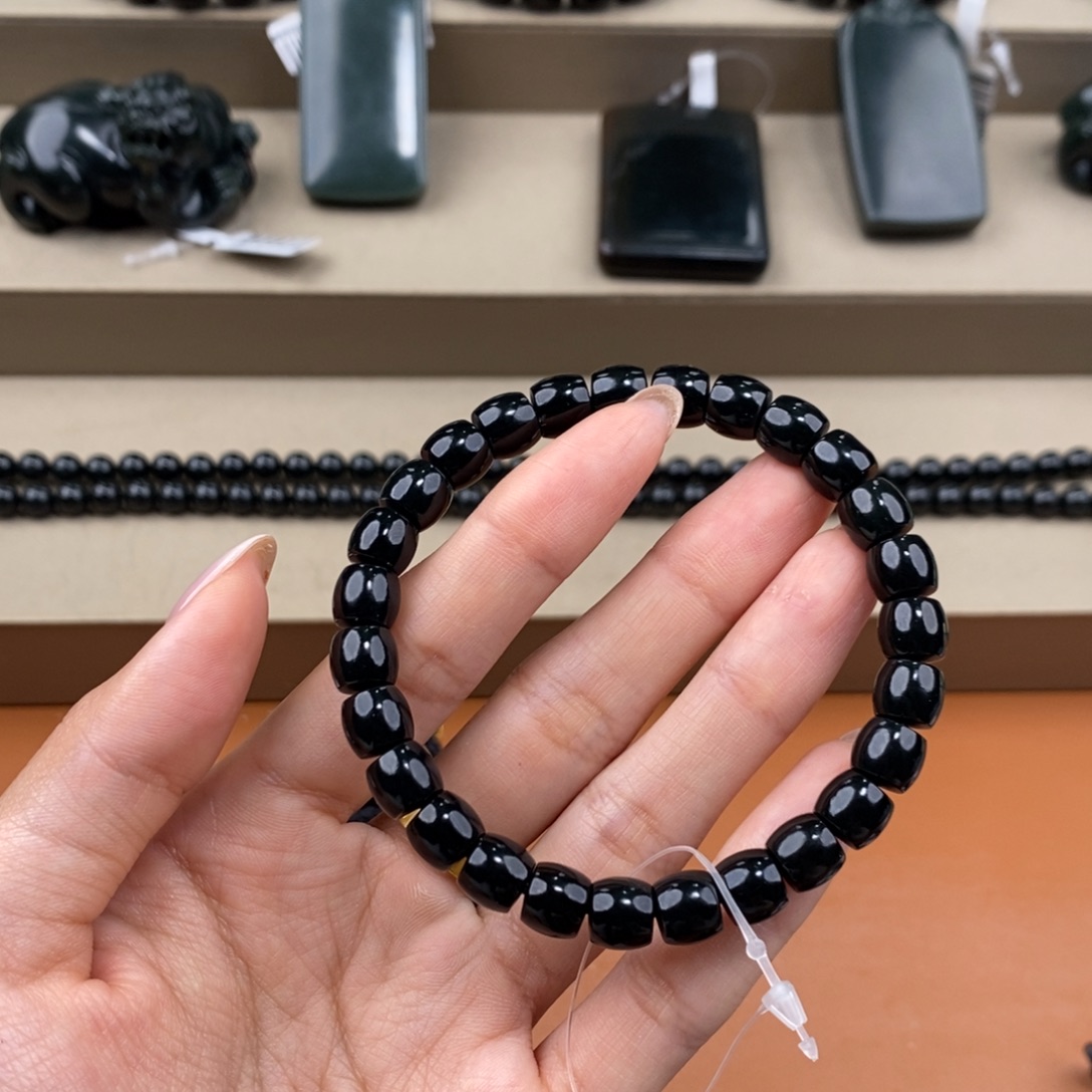 和田玉未镶嵌手串