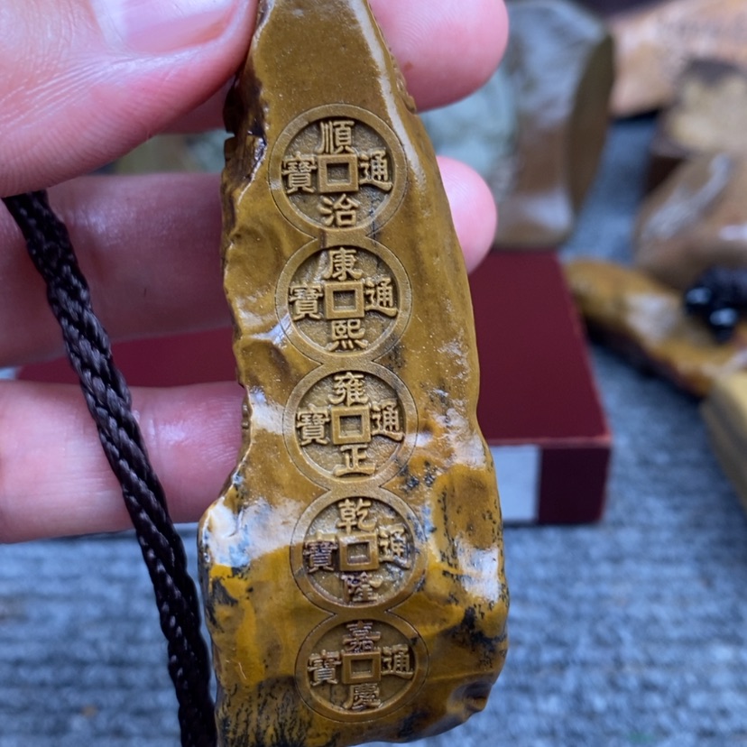 【闪购商品】原石雕刻手把件
