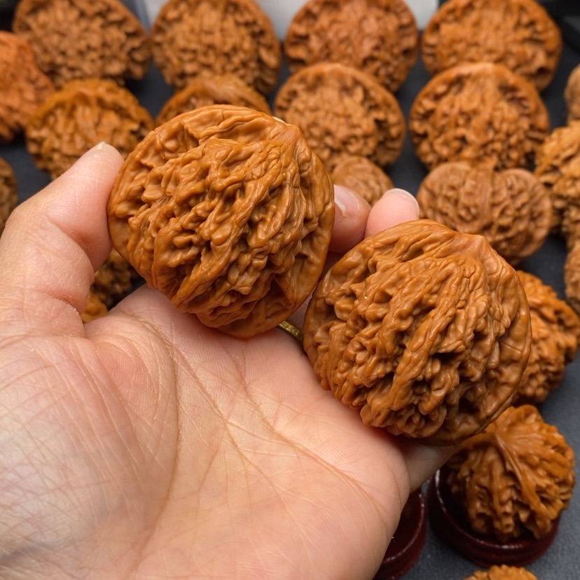 【闪购商品】文玩核桃把件45虎头