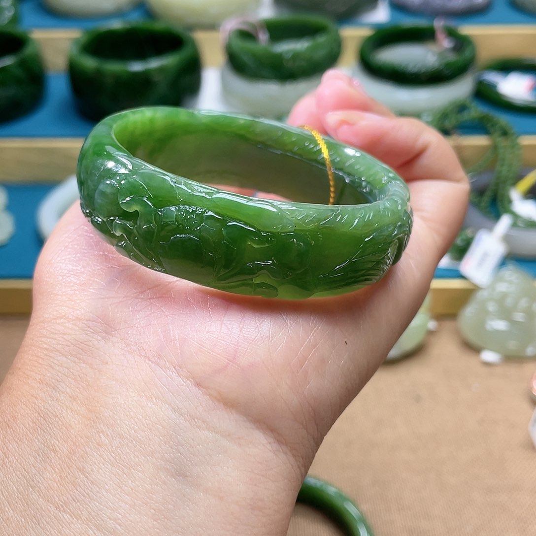 【闪购商品】和田玉手镯5758圈口72未镶嵌