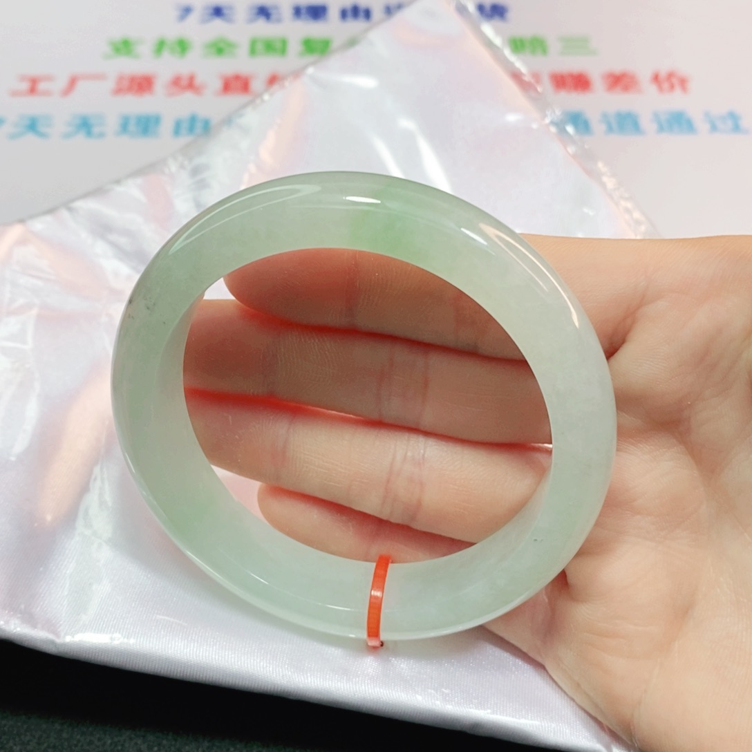 翡翠手镯未镶嵌5354535453