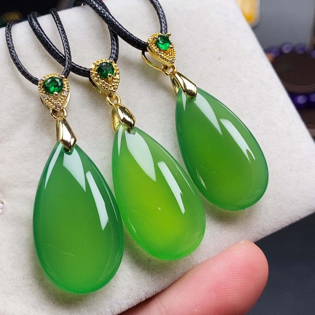 玛瑙/玉髓合金颈饰水滴