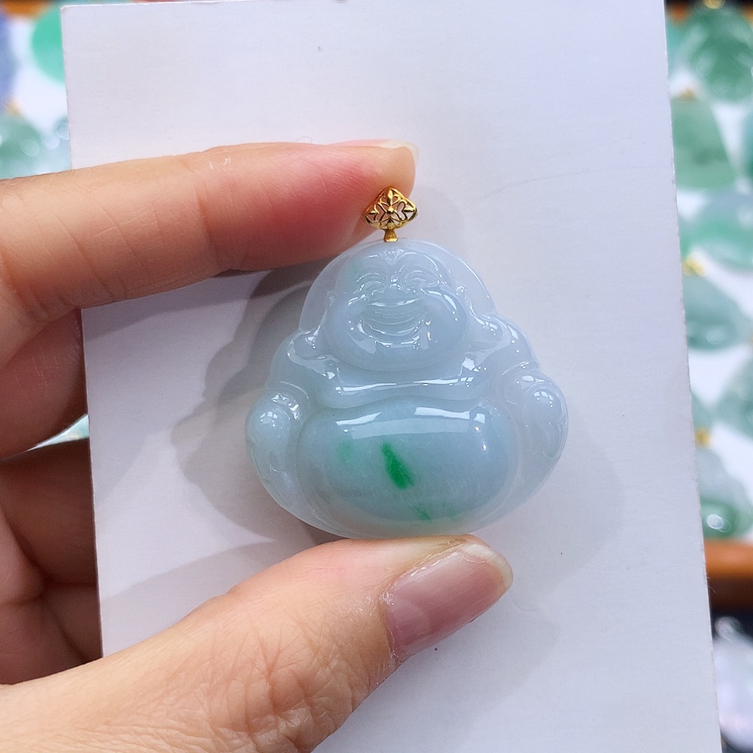 翡翠18K金镶嵌颈饰翡翠吊坠