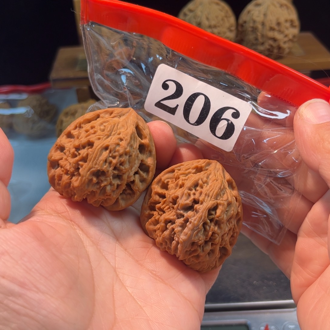 吊坠文玩核桃小**家天残40
